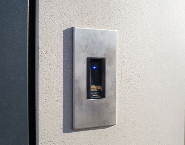 cerradura biométrica