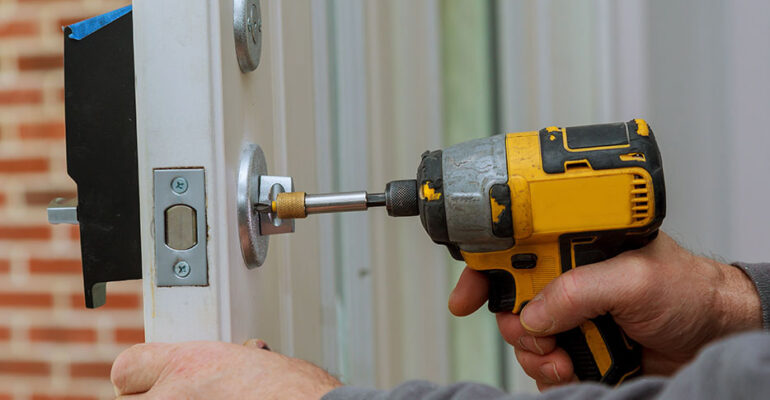 Instalación de cerradura de seguridad