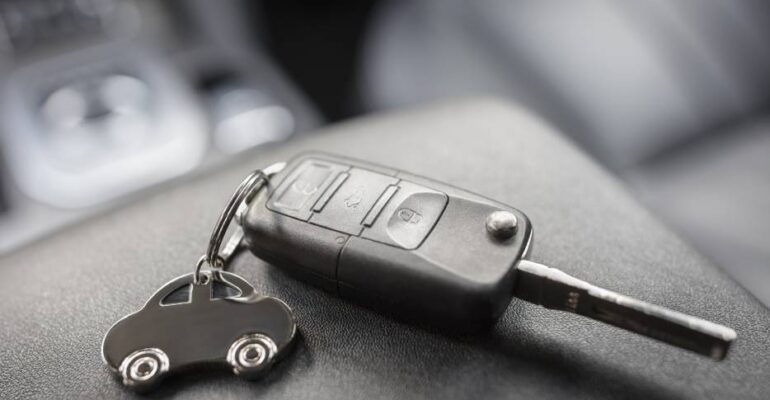 llave automotriz ford de 80 bits